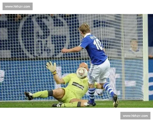 五连胜紧咬榜首！沙尔克 04 重返德甲？穆斯利奇的逆袭之路